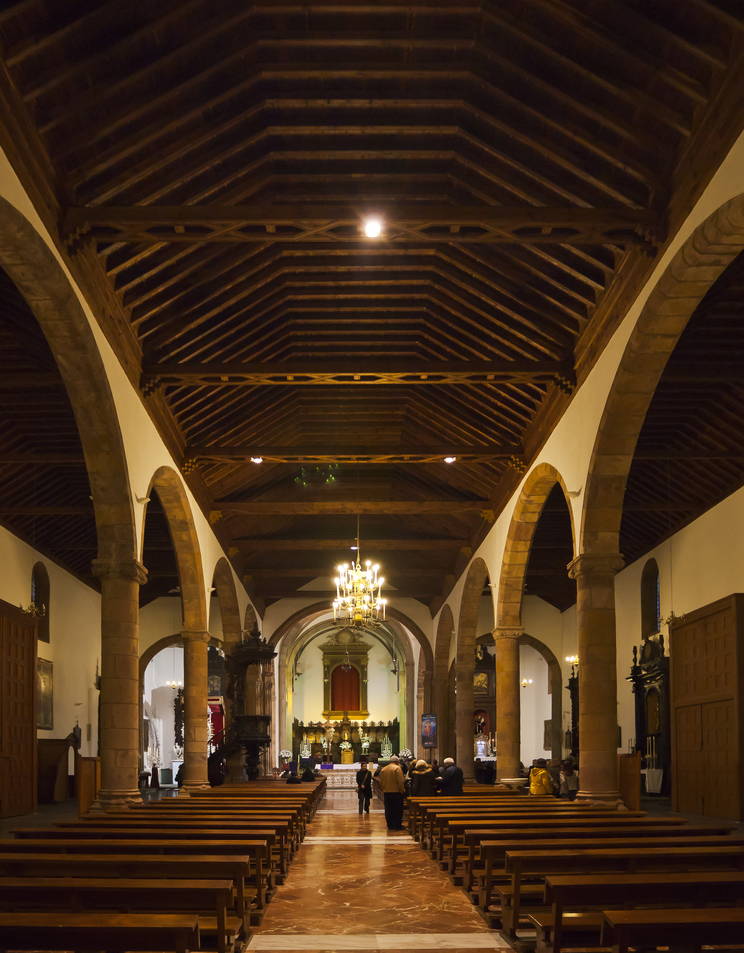 File:Iglesia de la Inmaculada Concepción, San Cristóbal de La Laguna,  Tenerife, España, 2012-12-15, DD  - Wikimedia Commons