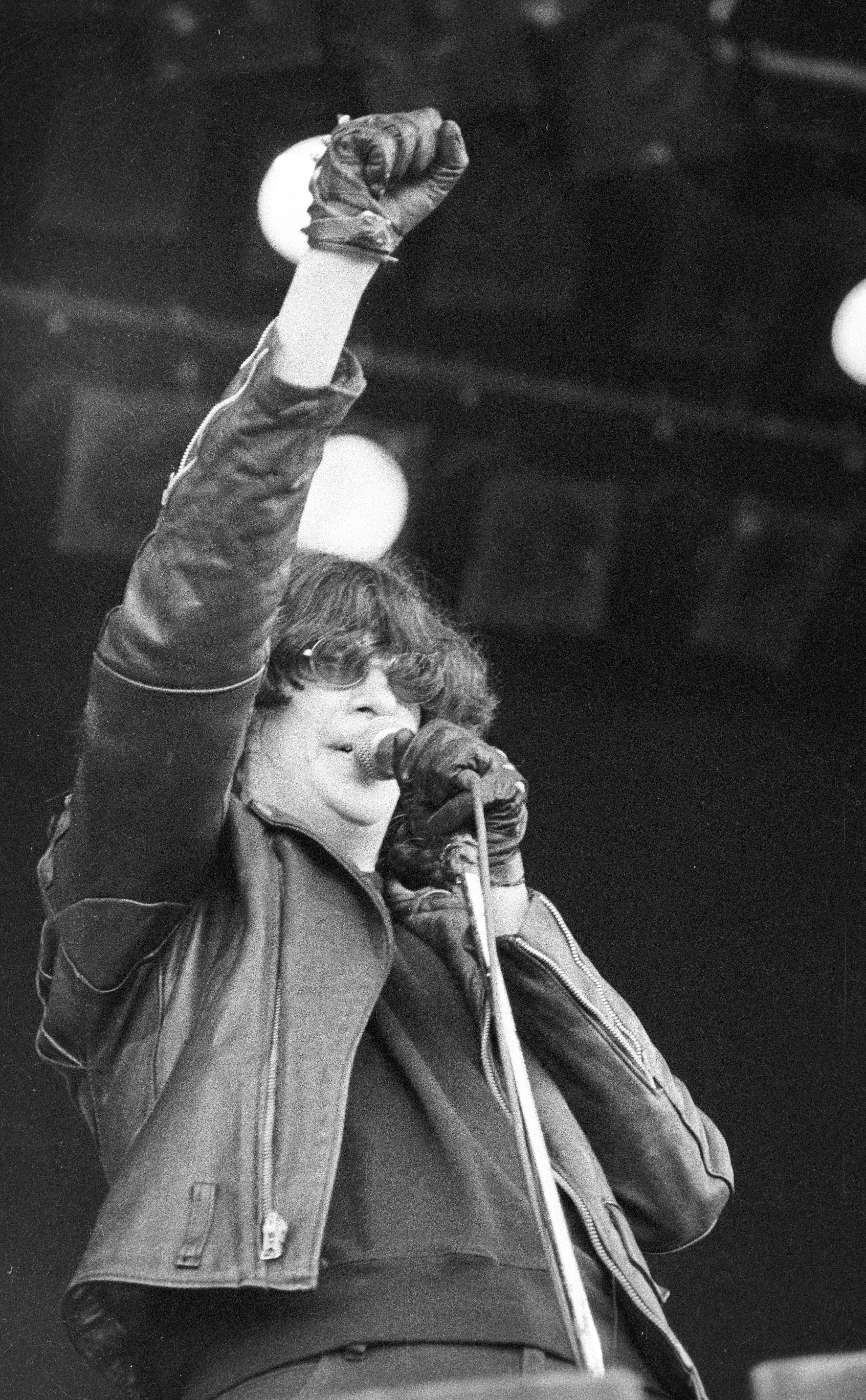 joey ramone face