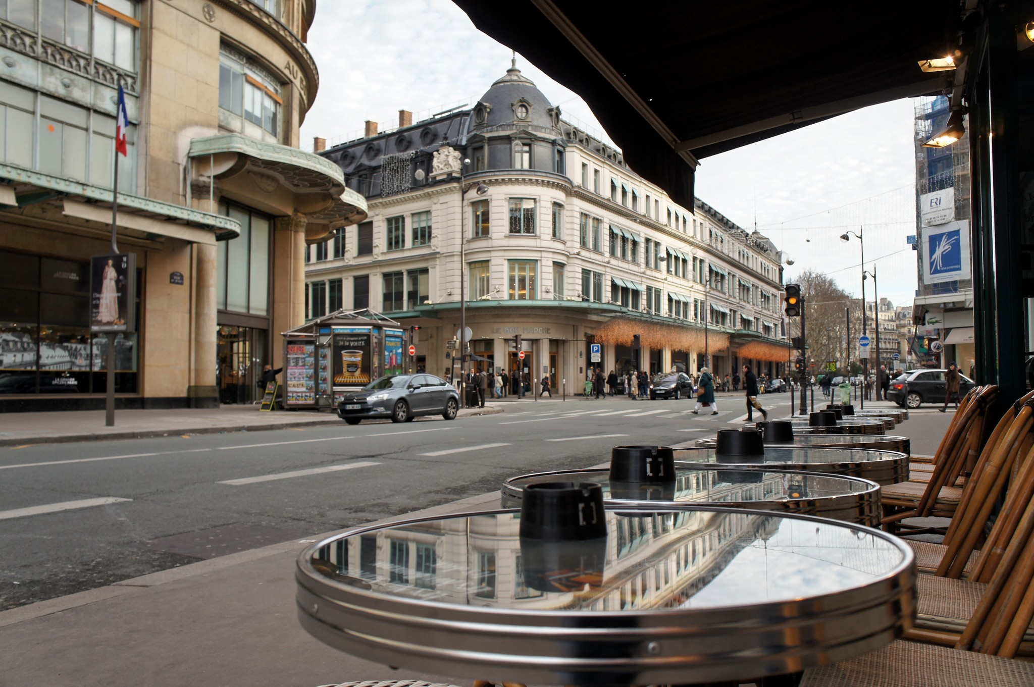 File:Le Bon Marché, Paris 27 May 2012.jpg - Wikimedia Commons