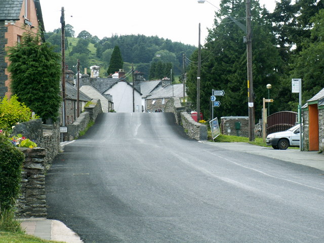 File:Llandrillo - geograph.org.uk - 201301.jpg