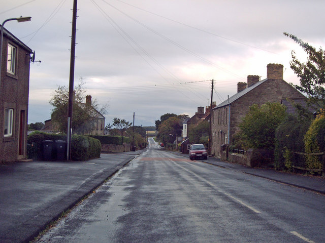 File:Looking East down Main Street, Lowick - geograph.org.uk - 1148174.jpg