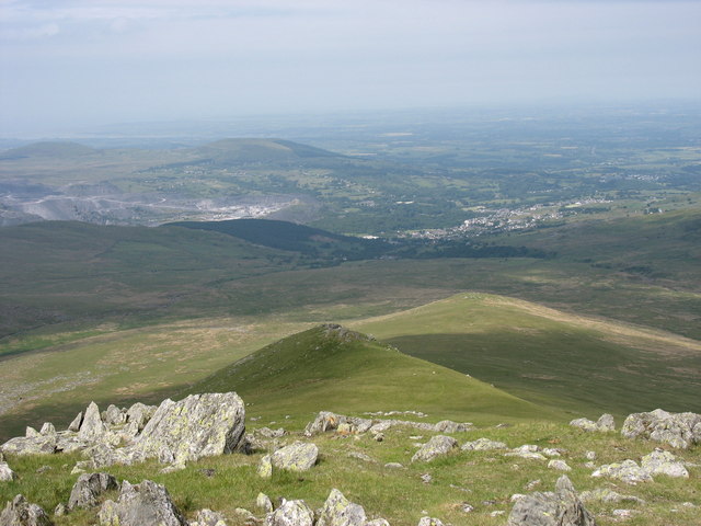 File:On the Rhinoceros' Head - geograph.org.uk - 221557.jpg