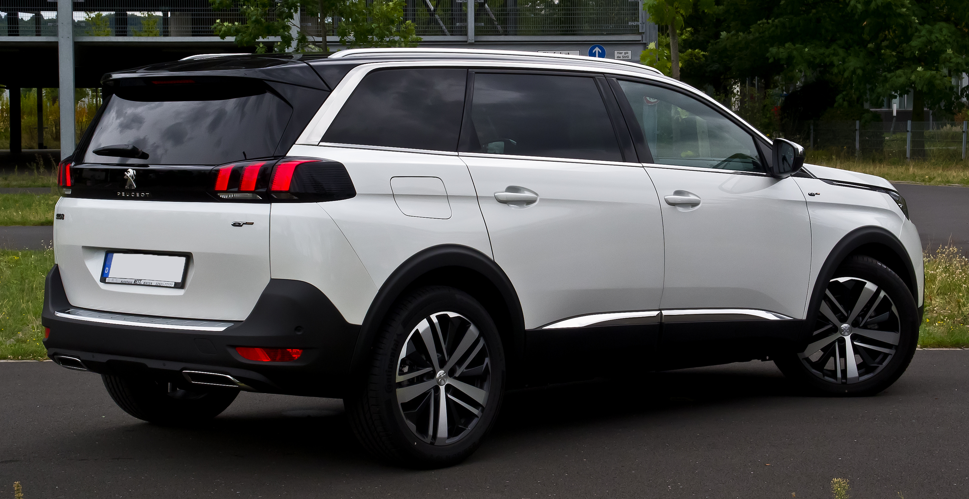 Peugeot 5008 - Wikipedia