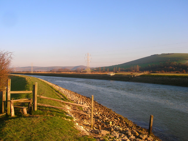 File:River Ouse - geograph.org.uk - 1092537.jpg