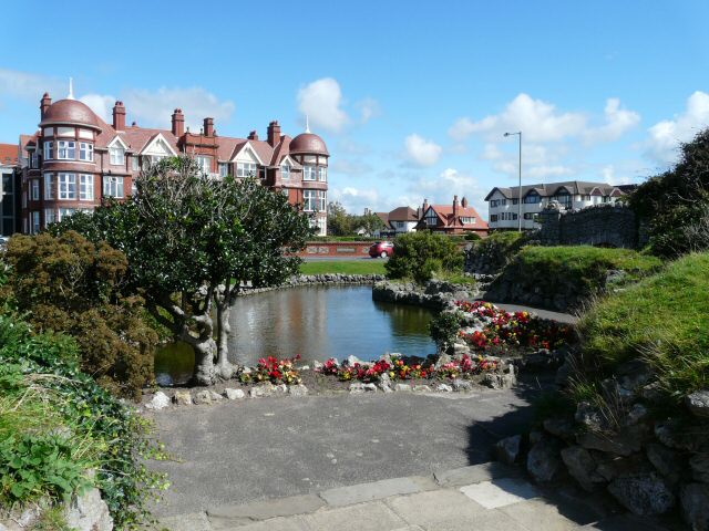 File:South Promenade Gardens - geograph.org.uk - 933967.jpg