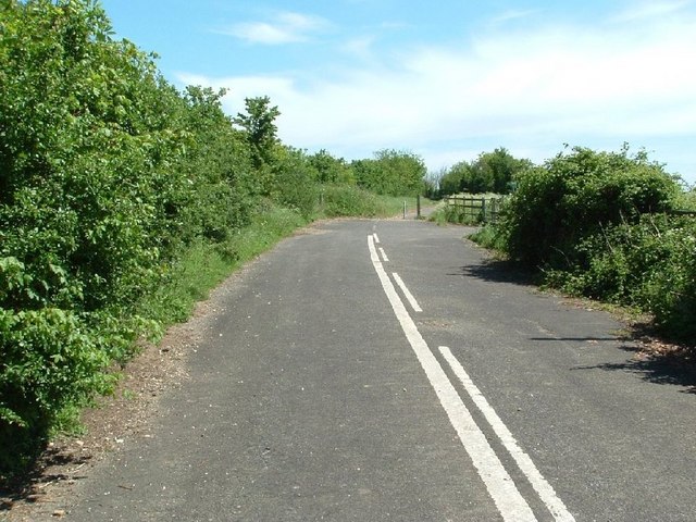 File:The old A422 - geograph.org.uk - 441345.jpg