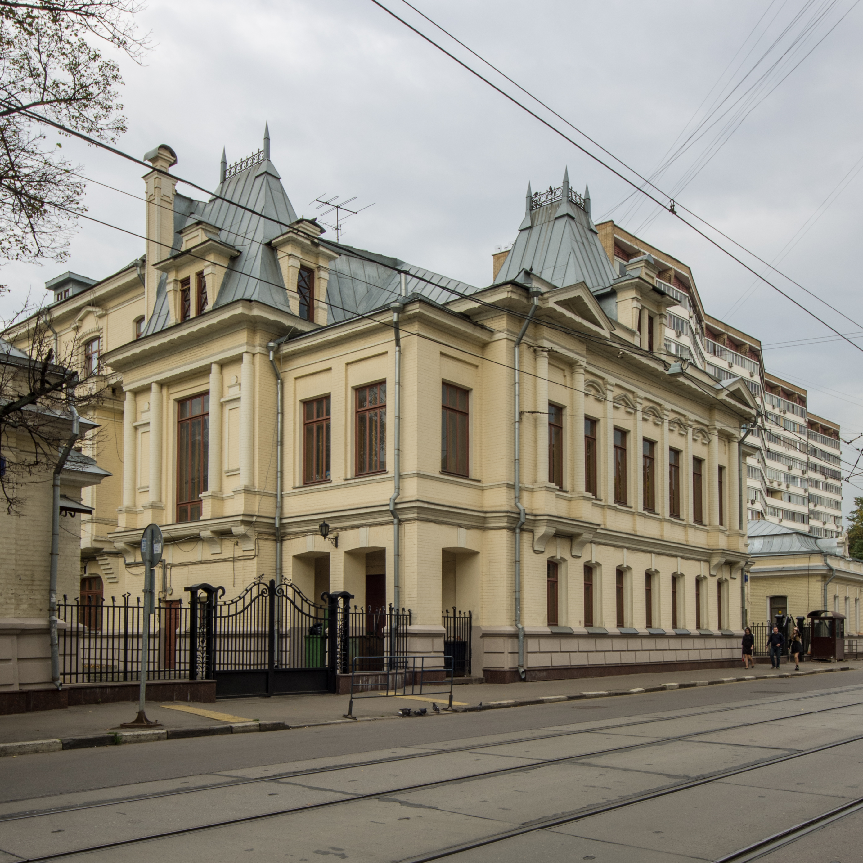 Городская усадьба маршака. Городская усадьба а.в. Целибеевой - м.д. карповой. Усадьбы Новокузнецкая. Новокузнецкая улица 11/13. Улица Новокузнецкая усадьба.