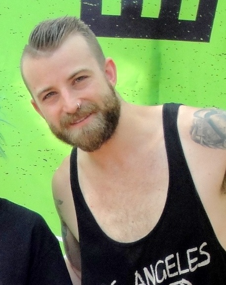 Davis with [[Paramore]] in 2014