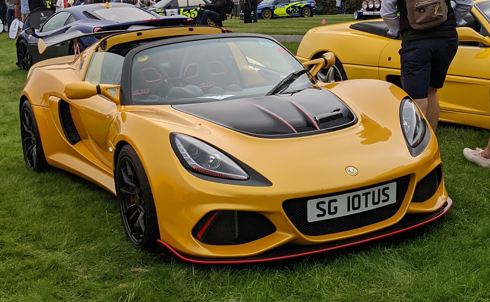 Lotus exige вид спереди