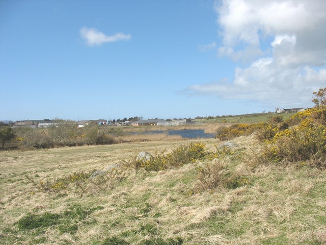 File:Approaching small lakes west of the Llyn Traffwll reservoir - geograph.org.uk - 786148.jpg