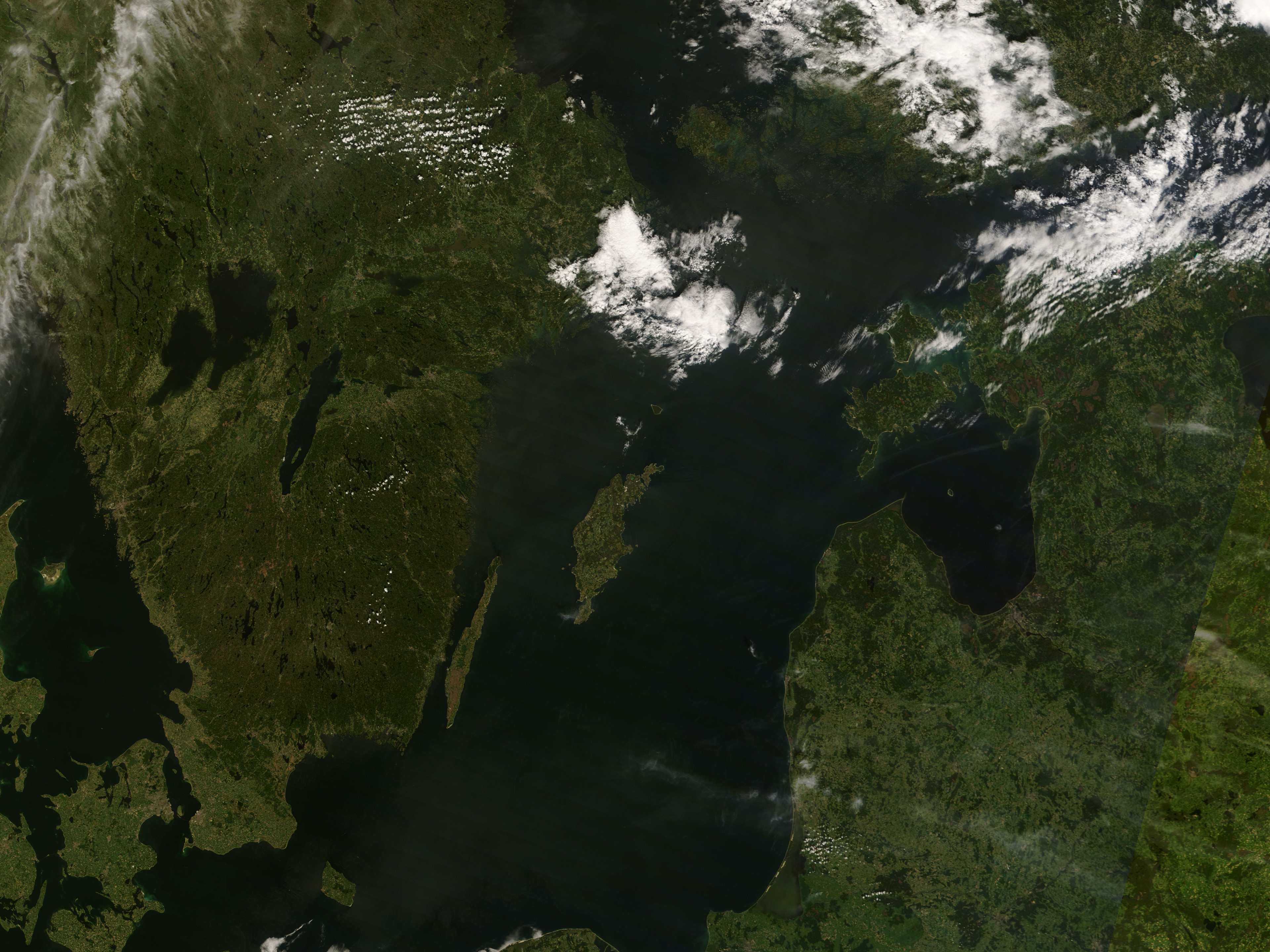Балтийское море фото со спутника