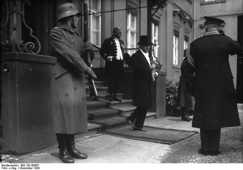 Garay in 1929, during his ambassadorship to Germany