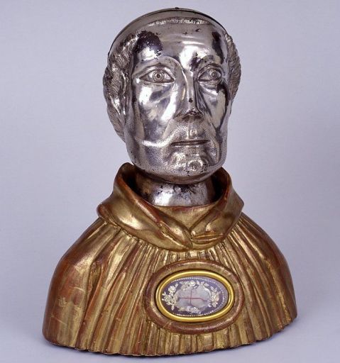 File:Buste-reliquaire de Saint Théau.jpg