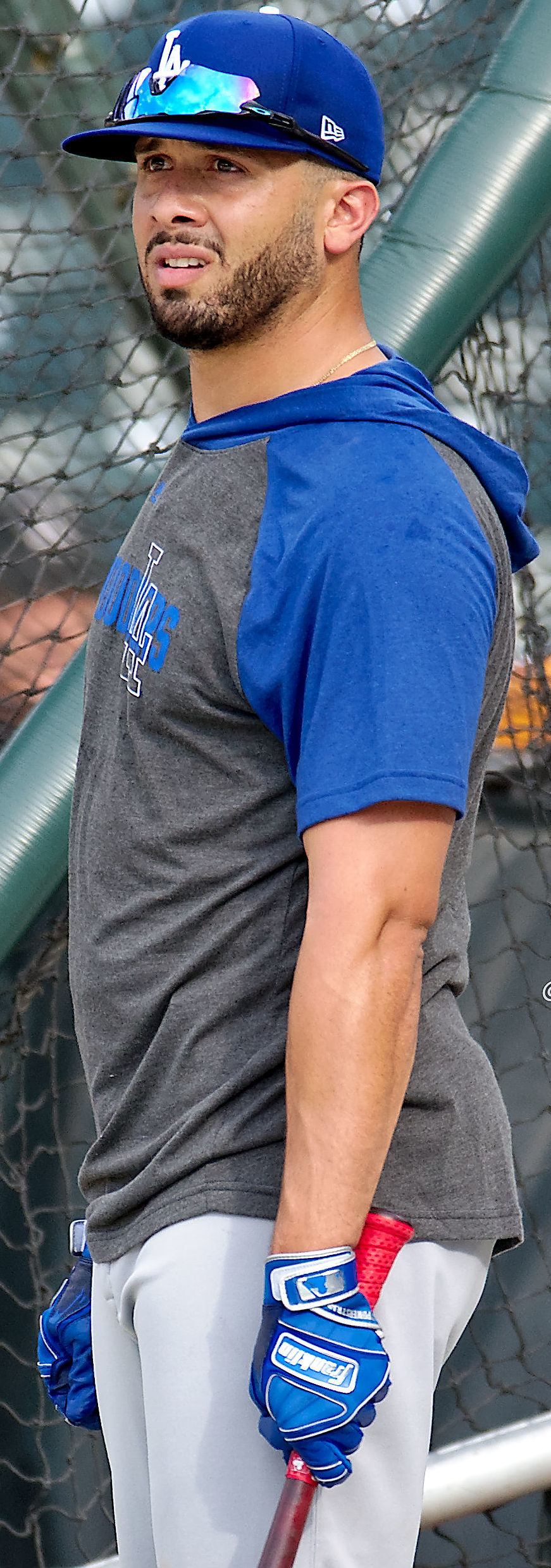 File:Edwin Rios Los Angeles Dodgers (48400313301) (cropped).jpg - Wikimedia  Commons