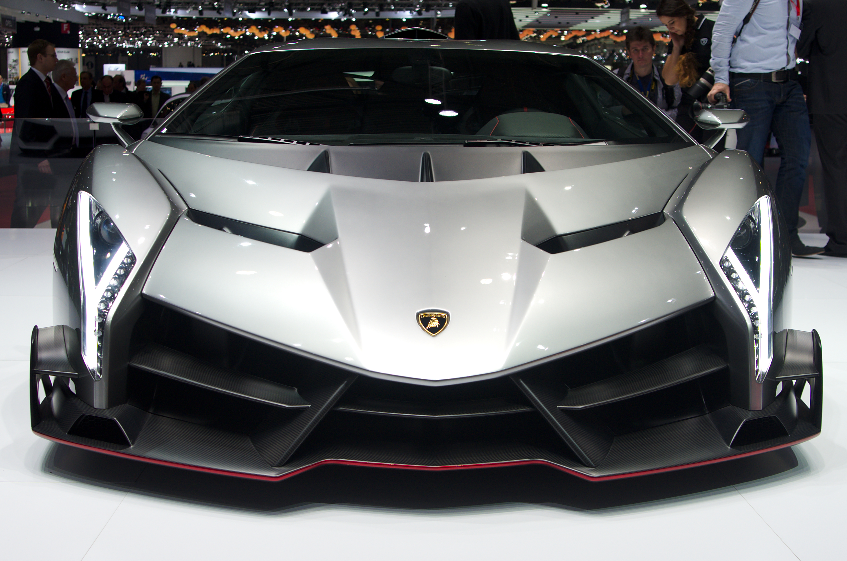 File:Geneva MotorShow 2013 - Lamborghini Veneno front  - Wikimedia  Commons