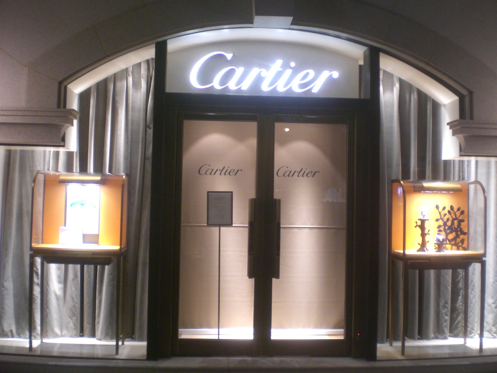 cartier shop location