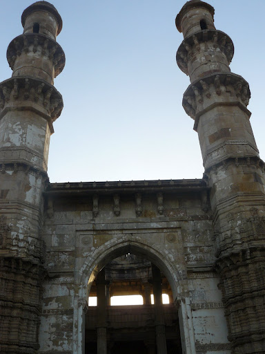 File:Kevada Masjid, Champaner 10.JPG