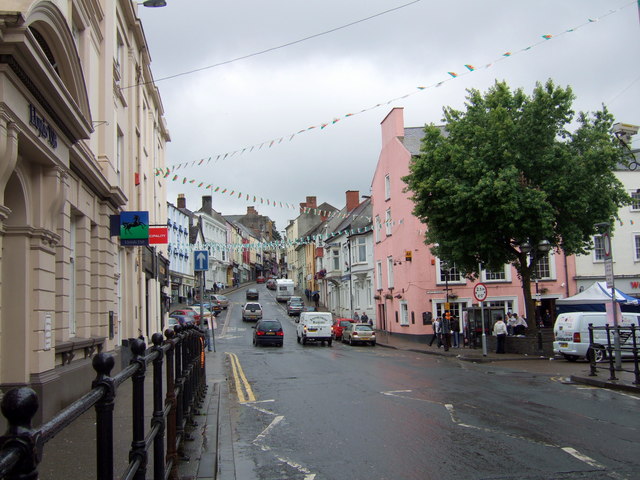 Looking up High Street - geograph.org.uk - 501602