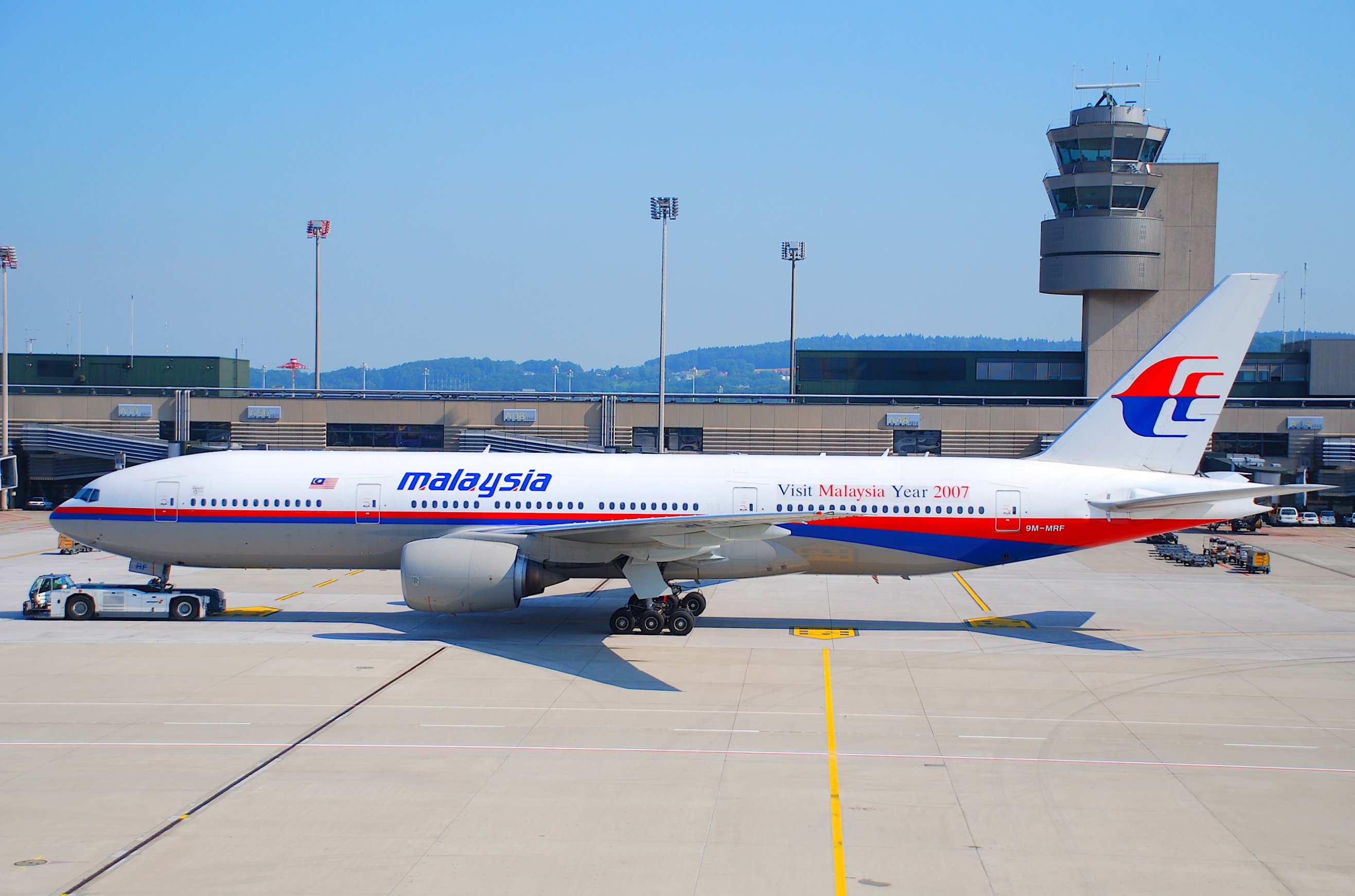 777 малайзия. Боинг 777 Malaysia. Боинг 777 Малайзия. Боинг 777 авиакомпании Malaysia Airlines. Малайзия Эйрлайнс сервис.