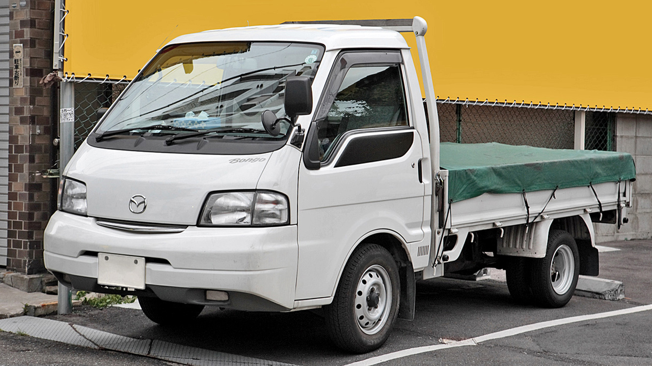 Mazda_Bongo_005.JPG