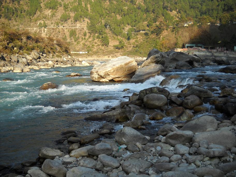 Nandprayag is a wonderful city nestled in the lap of nature, a must visit during summer holidays.