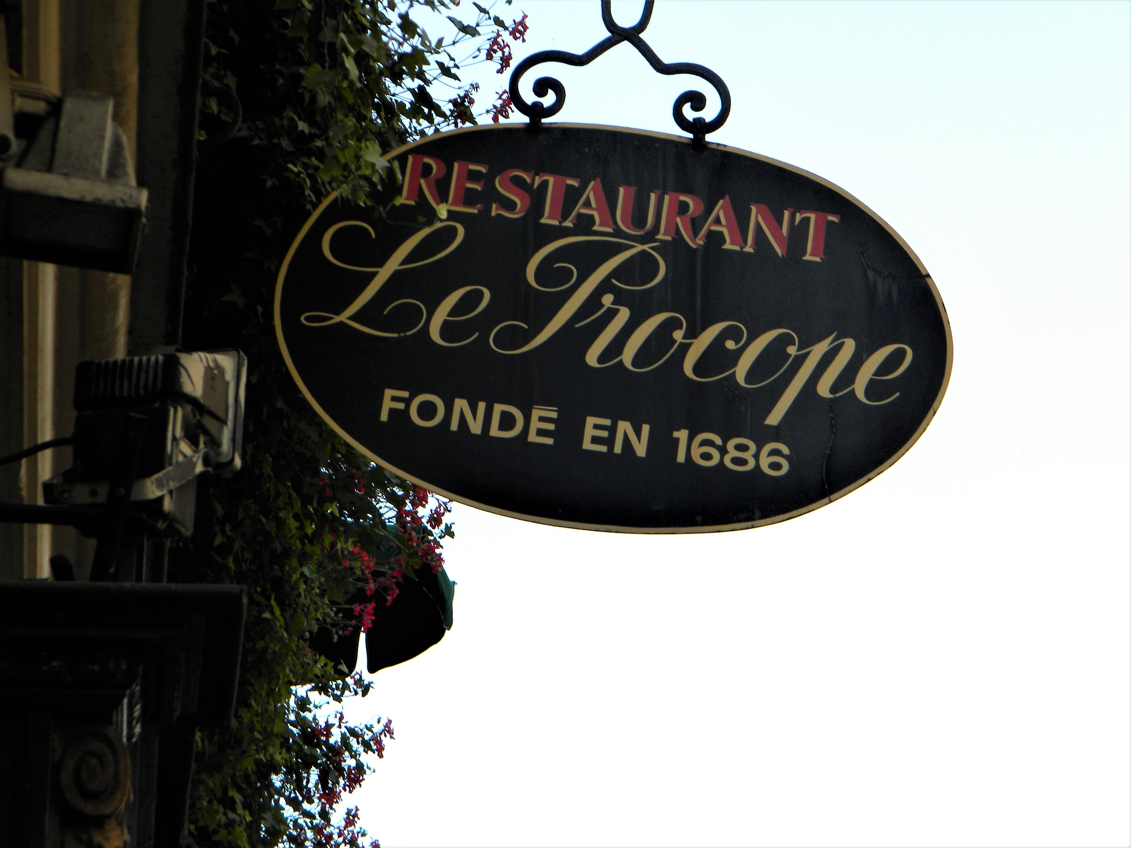 Rest files. Procope ресторан Париж. Ресторан le Procope. Ресторан Прокоп в Париже. Le Procope ресторан в Париже.