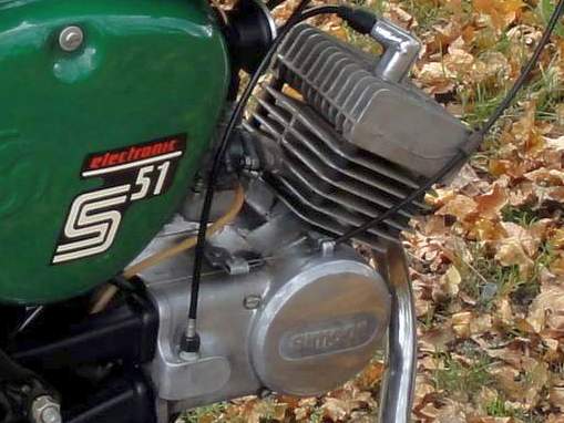 File:Simson S51 B2-4 from 1980 original condition II.jpg