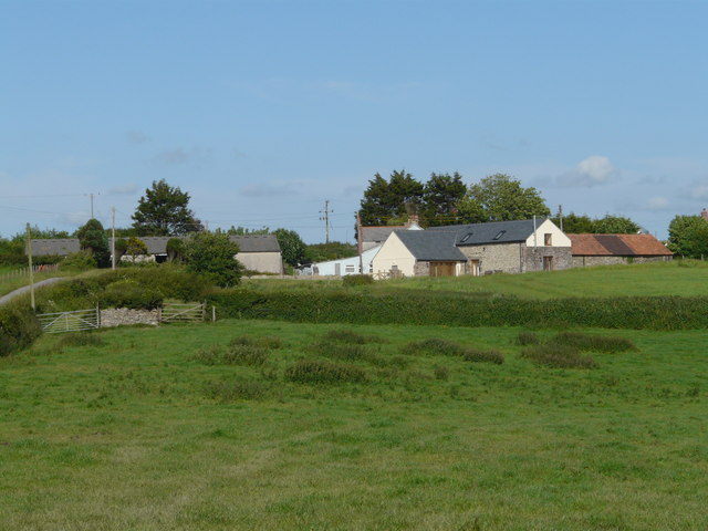 File:Varley Farm - geograph.org.uk - 859225.jpg