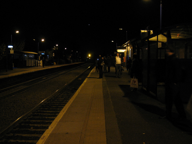 File:Warwick station after dark (1) - geograph.org.uk - 1589675.jpg
