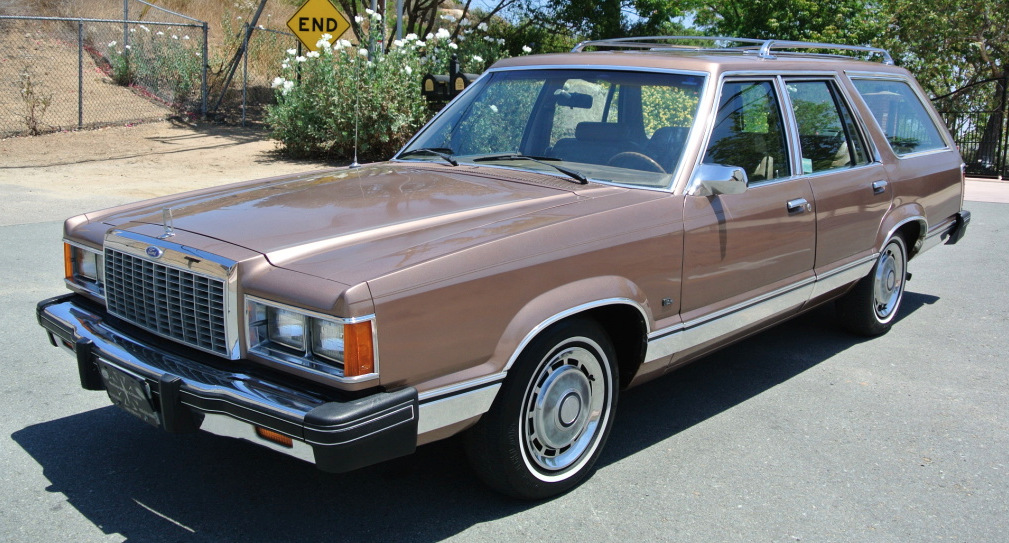 Ford Granada (USA) 1982_Ford_Granada_station_wagon_1982_%28U.S.%29