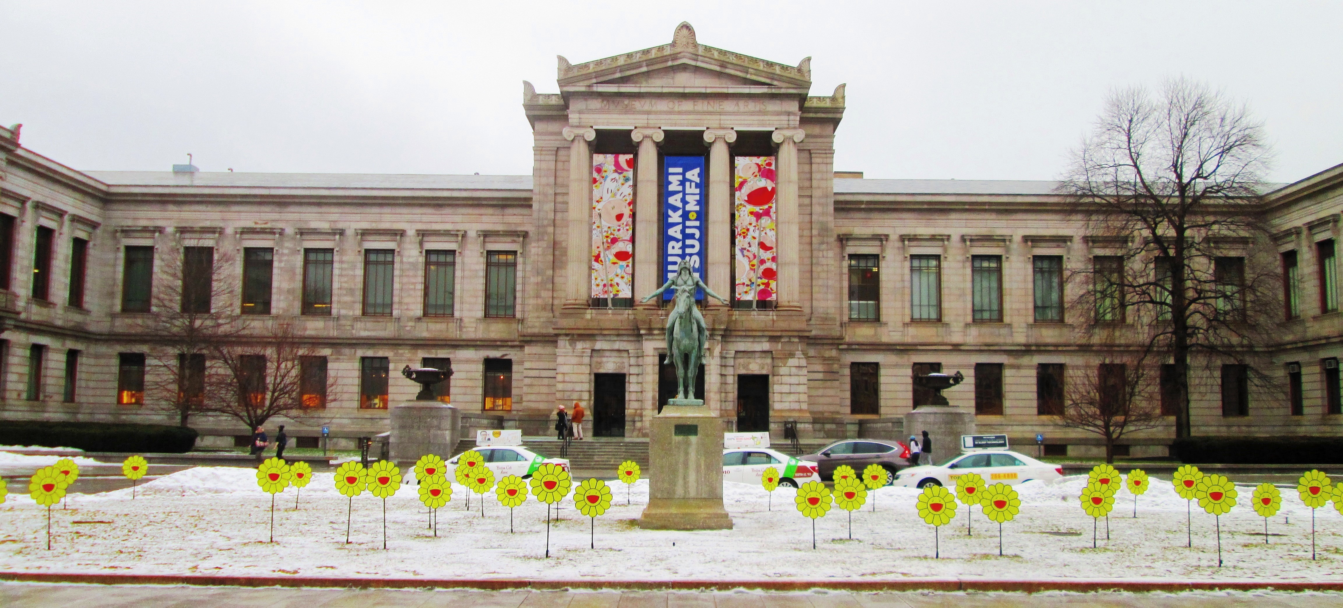 2018 Museum of Fine Arts Boston Huntington Avenue facade from east.jpg