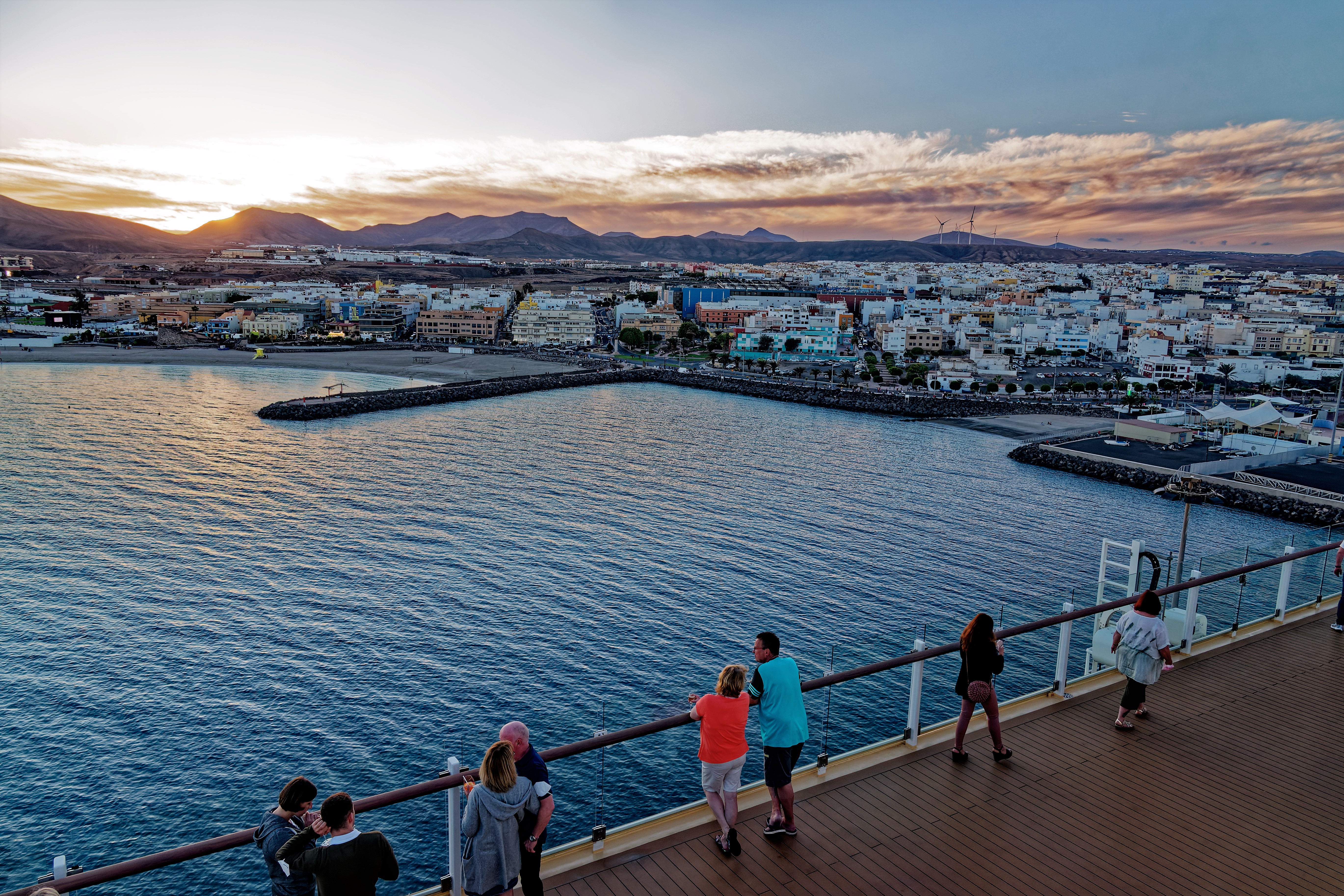 Dónde está santisteban del puerto