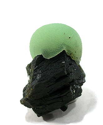 File:Epidote-Prehnite-d05-88b.jpg