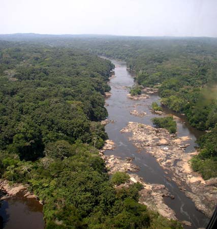 File:Epulu River Ituri.jpg