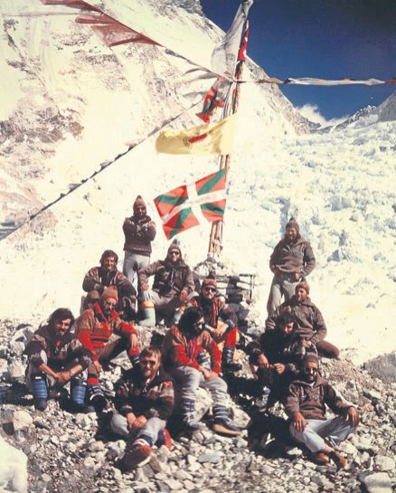 File:Euskal Espedizioa, Everest, 1980.jpg