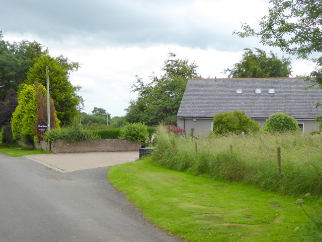 File:Glen Hush - geograph.org.uk - 5045040.jpg