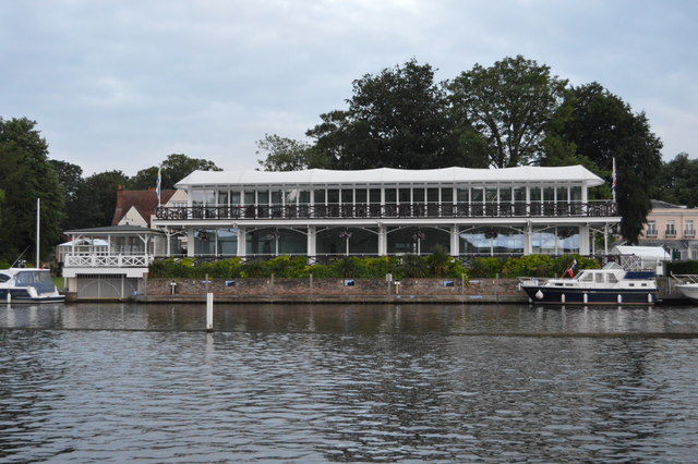 File:Henley-on-Thames Grandstand.jpg