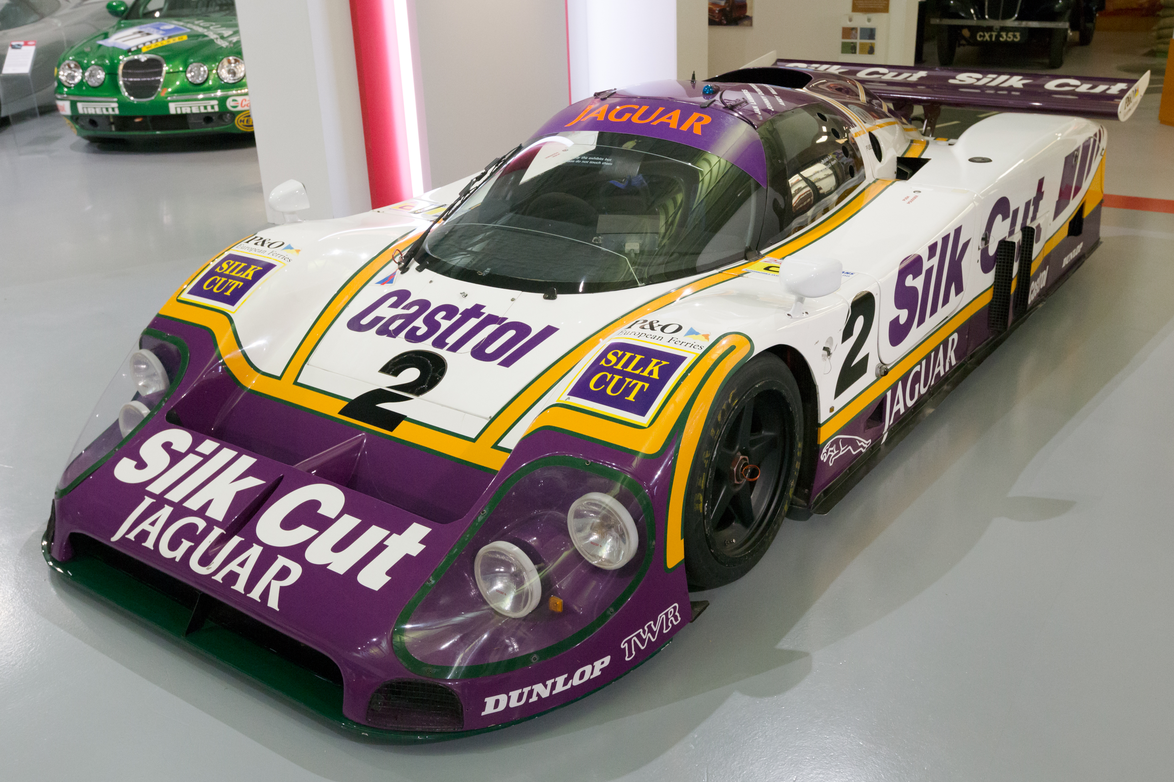 デカールなし 未組立 レジンキット 1/43 JAGUAR XJR9 Silk Cut ジャガー PROVENCE MOULAGE レーシングカー WSPC IMSA GT Le Mansミニカー車