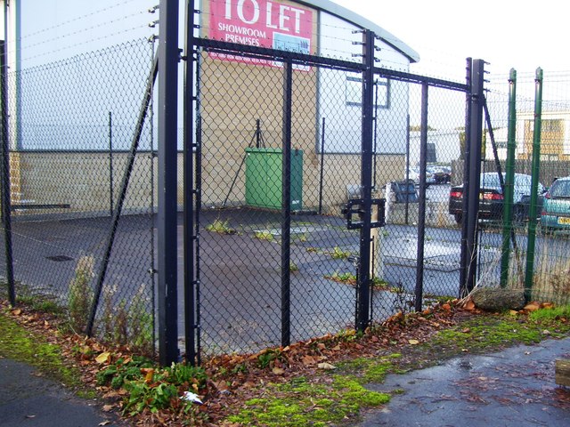 File:Pumping station, Longridge Road - geograph.org.uk - 3764556.jpg