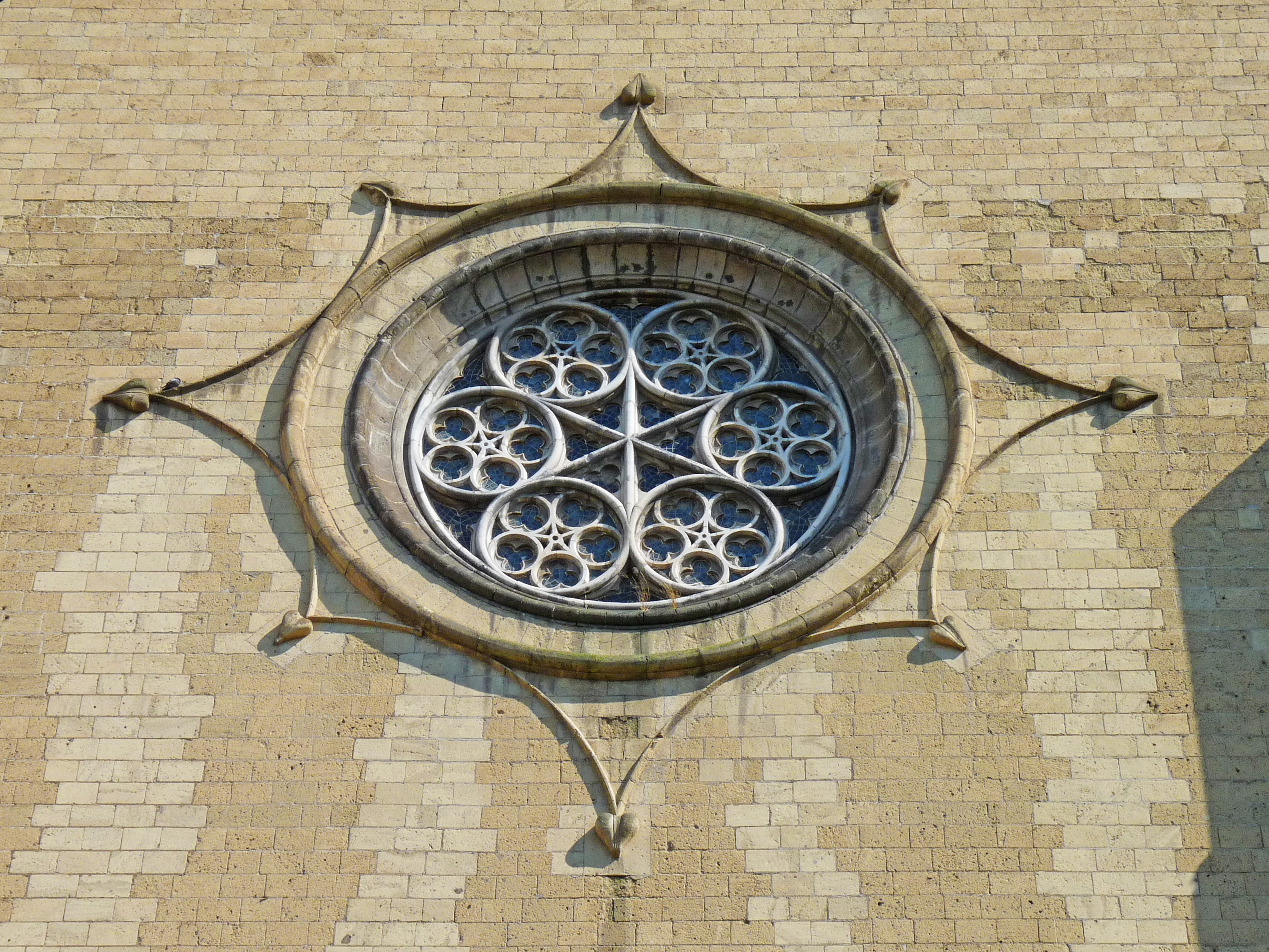 File Rosone della Basilica di Santa Chiara Napoli.jpg Wikimedia