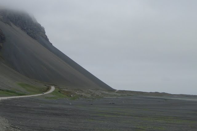 File:Route 1, East Iceland.JPG