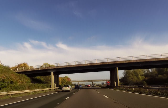 File:Two bridges over the M5 - geograph.org.uk - 4738806.jpg