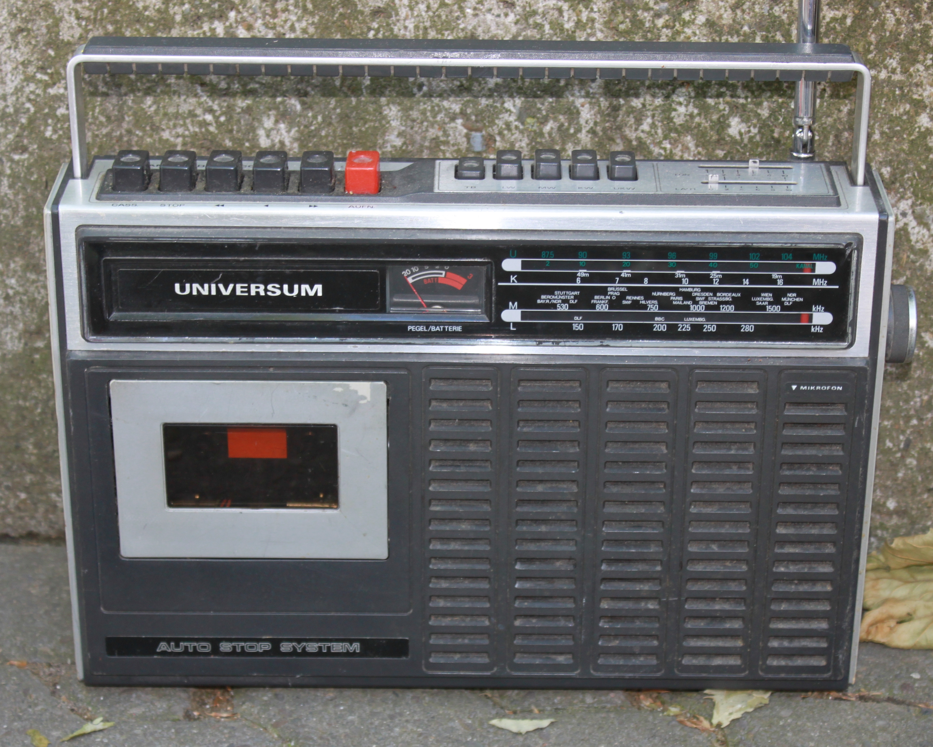 CC Radio-Recorder Kassetten Recorder BASF 9302 Radio Recorder