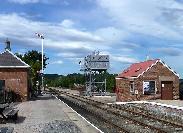 File:Boat of Garten Station - geograph.org.uk - 4019825.jpg