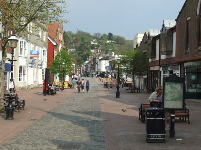 File:Cliffe High Street, Lewes - geograph.org.uk - 2378868.jpg