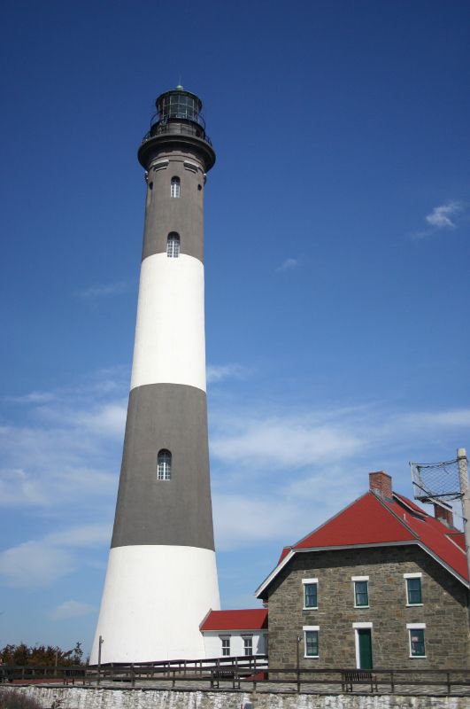 Маяк 01. Fire Island Lighthouse. Маяк острова Файр. Дроздово Маяк 1. Файер Айленд достопримечательность.