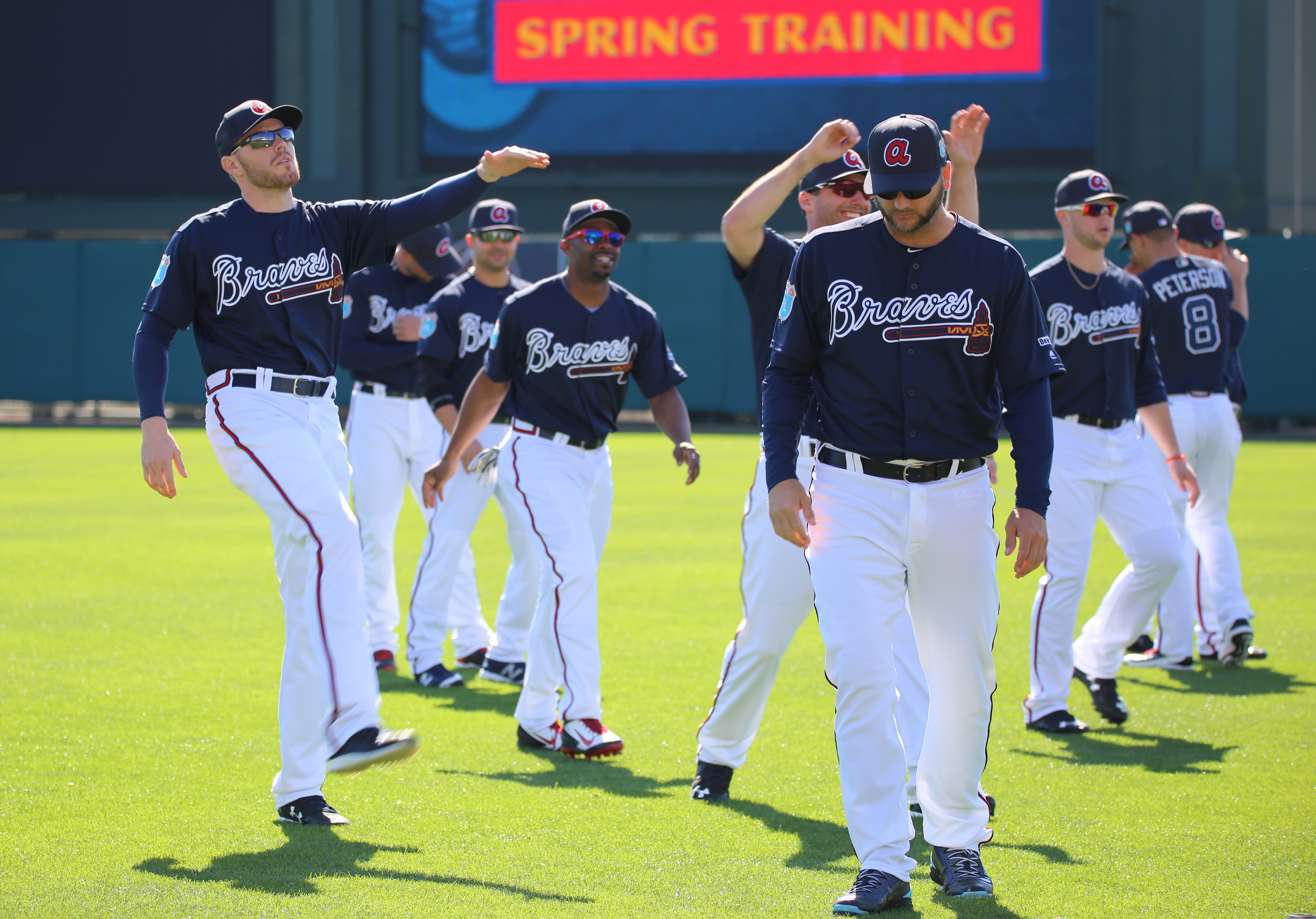 File:Freddie Freeman and A.J. Pierzynski (25185974901).jpg - Wikimedia  Commons