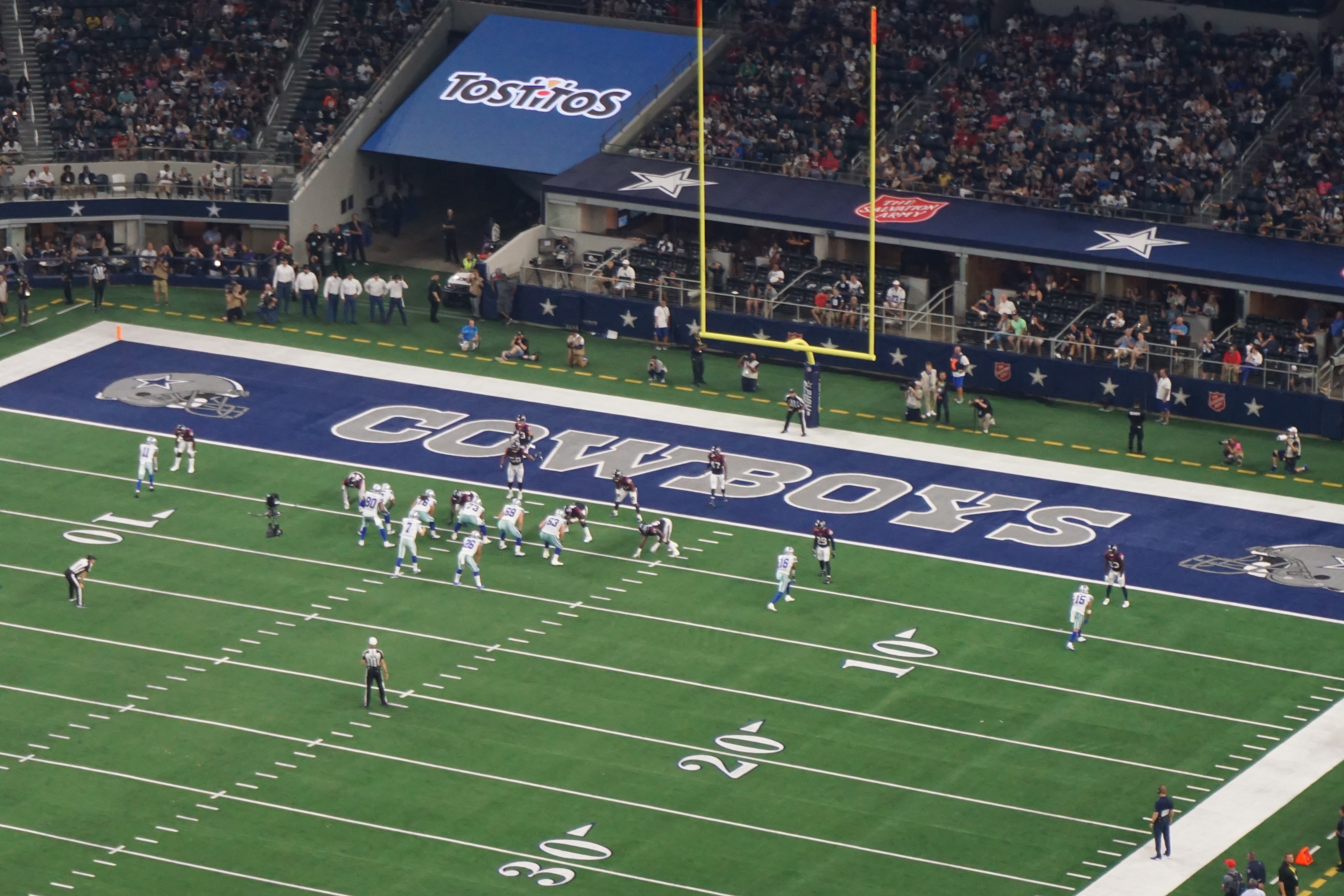 File:Houston Texans vs. Dallas Cowboys 2019 39 (Dallas on offense).jpg -  Wikimedia Commons