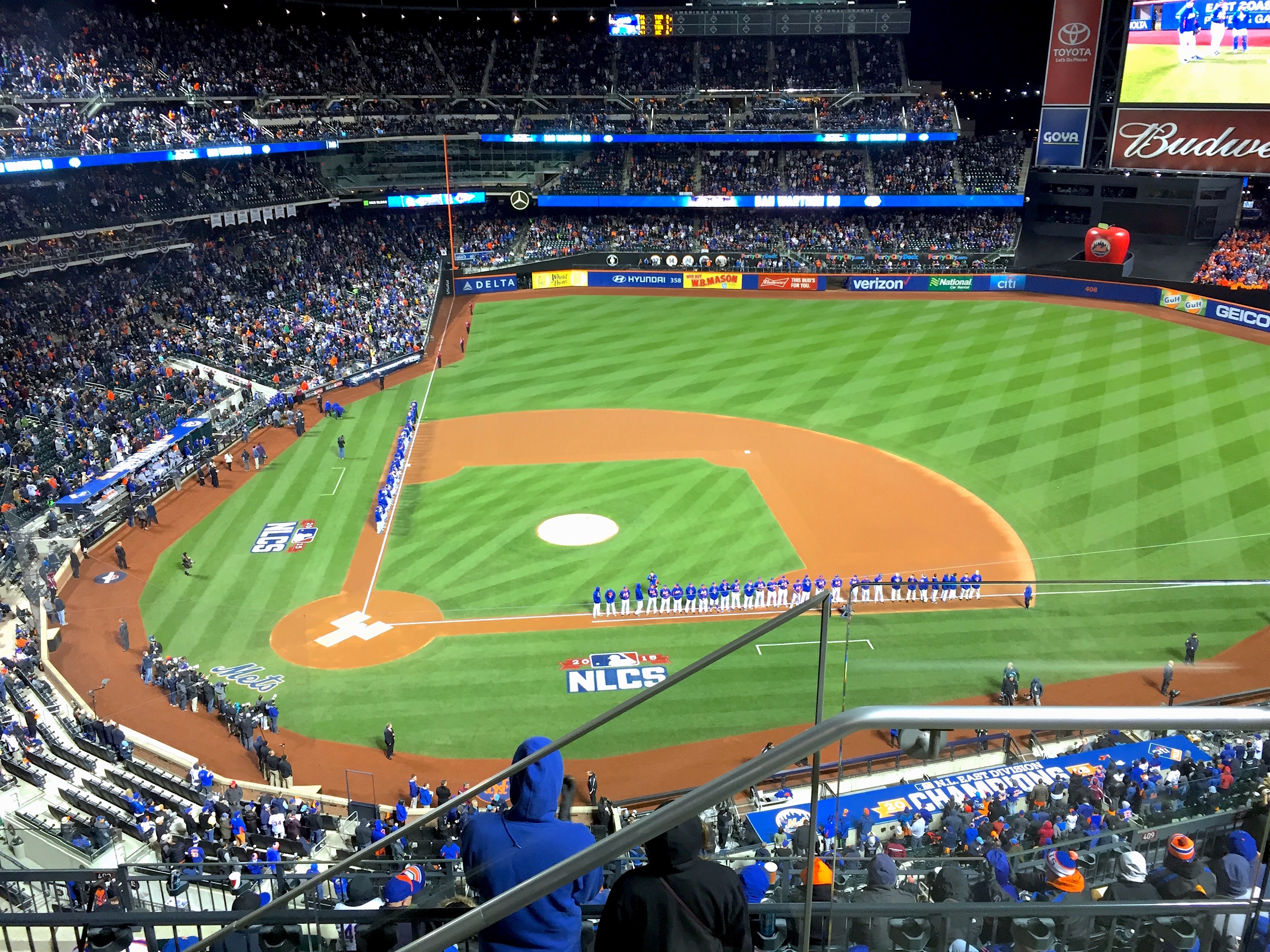 Bartolo Colon, former Mets fan-favorite, loses perfect game, no