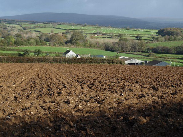 File:Lower Venton - geograph.org.uk - 1575327.jpg